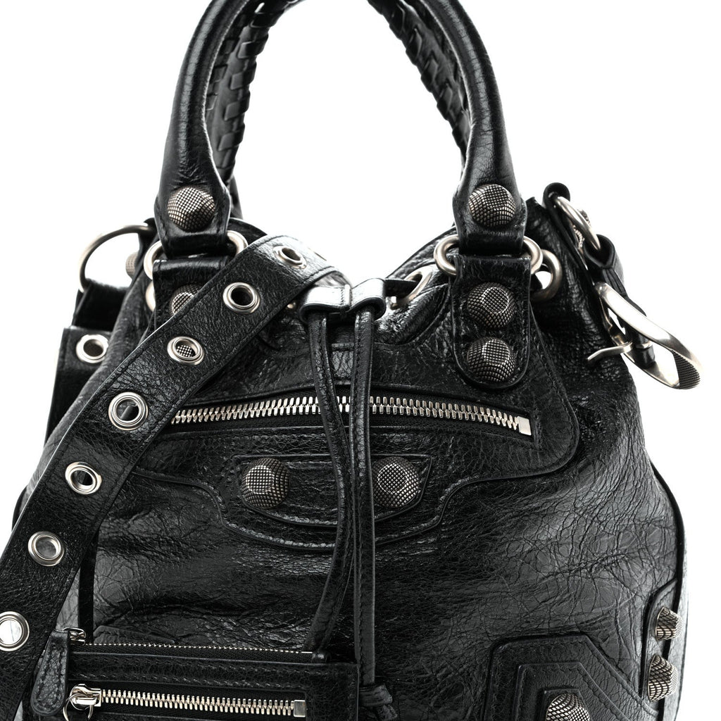 Agneau Arena Small Le Cagole Bucket Bag  Black