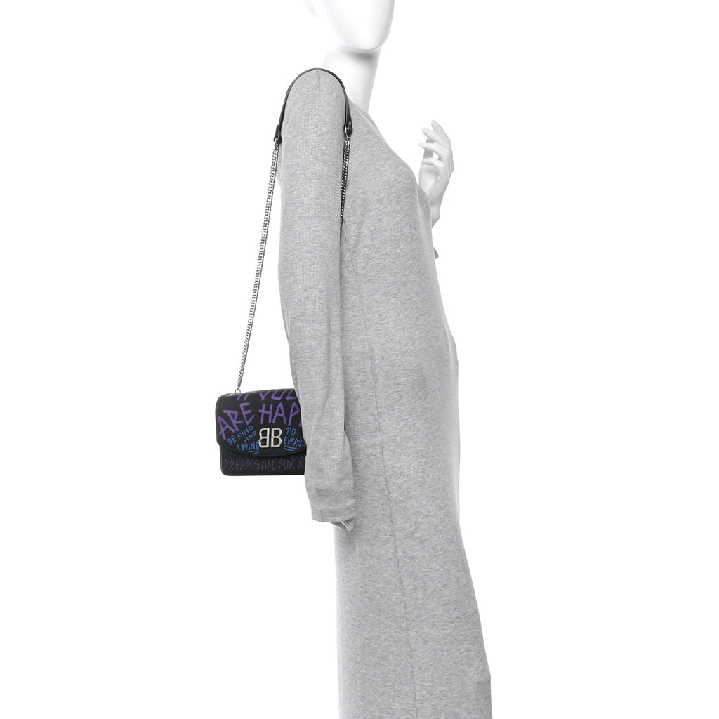 Grained Calfskin Graffiti BB Chain Wallet Black Bleu Violet