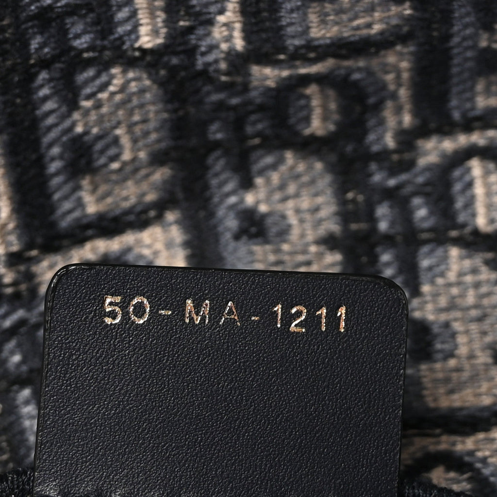 Oblique Slim Saddle Pouch Blue