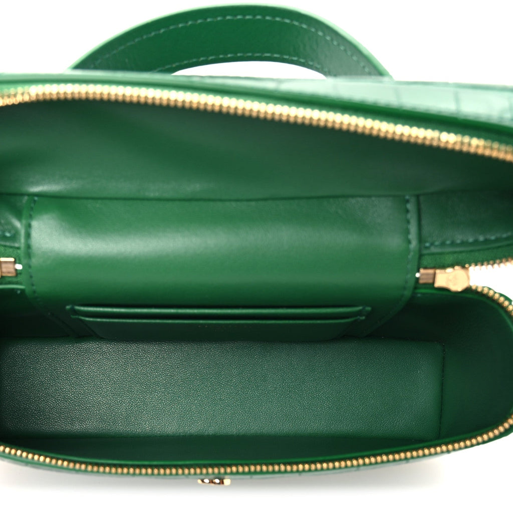 Calfskin Crocodile Embossed Crococo Exoticoco Vanity With Chain Emerald