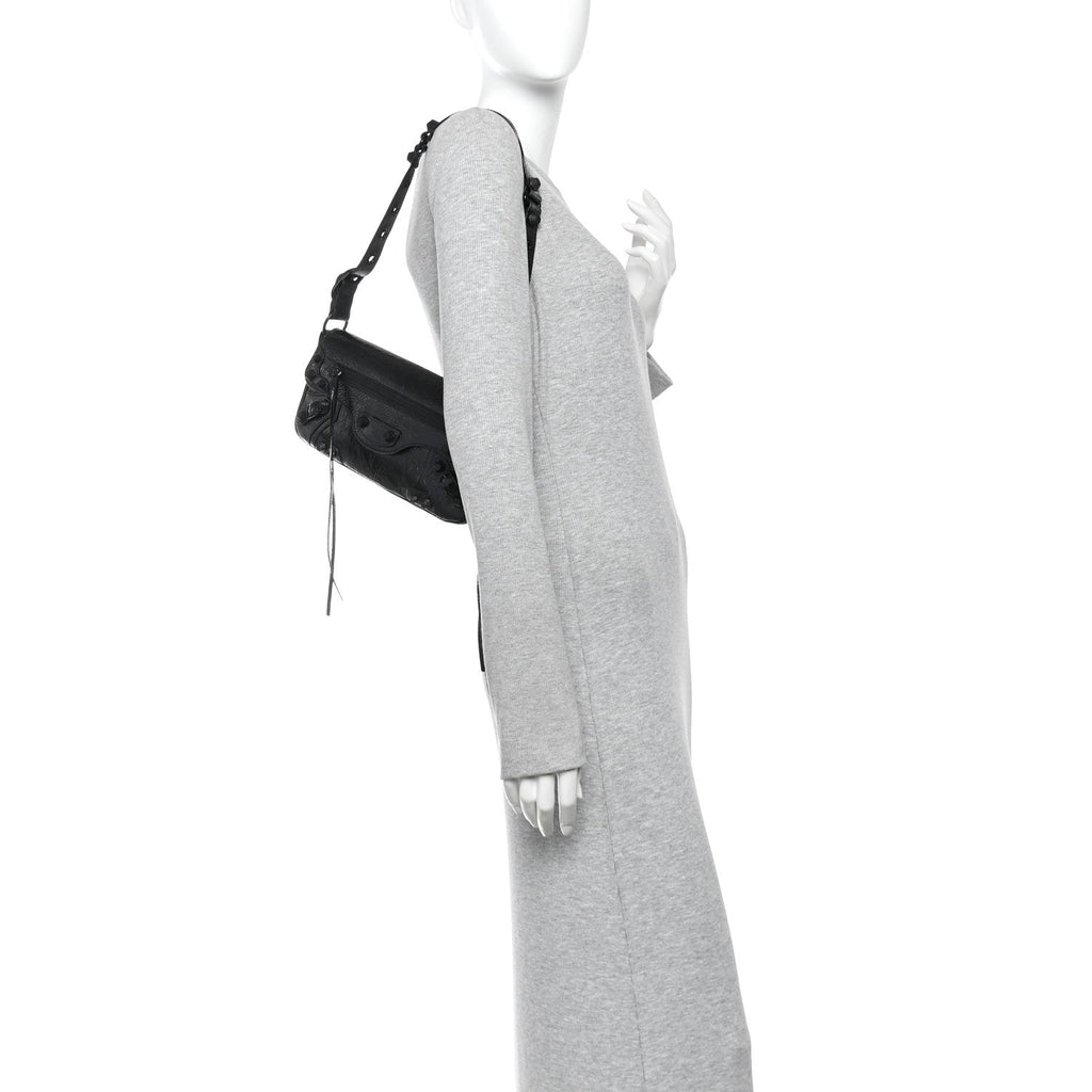 Agneau Arena Monochrome Small Le Cagole Sling Bag Black