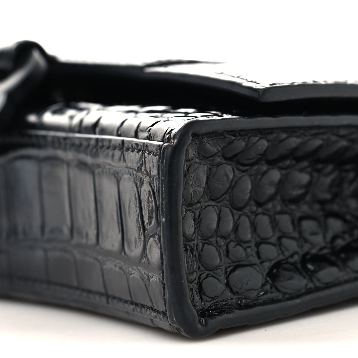 Shiny Calfskin Monochrome Crocodile Embossed Hourglass Chain Bag Black