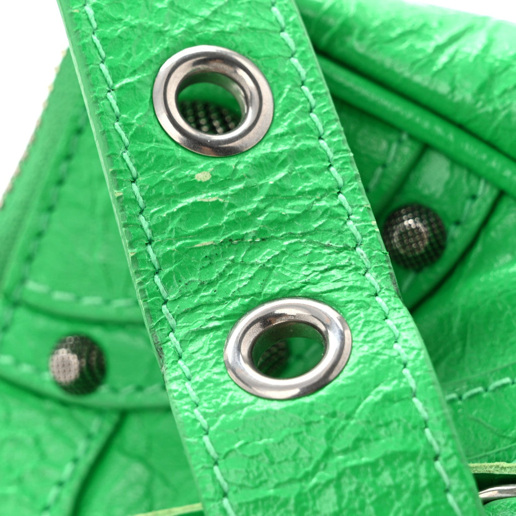 Agneau Arena Small Le Cagole Shoulder Bag Vivid Green