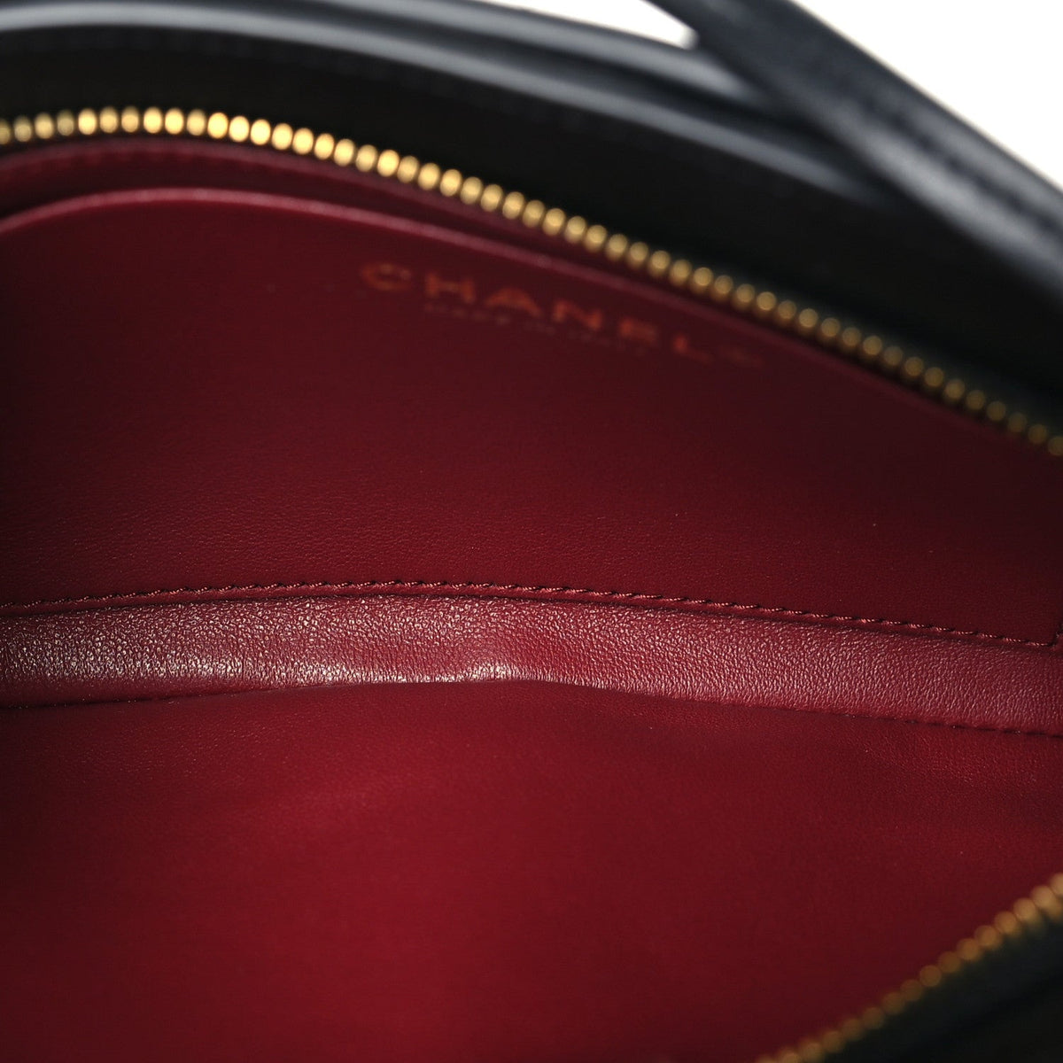 Calfskin Chick Studs Clutch Black