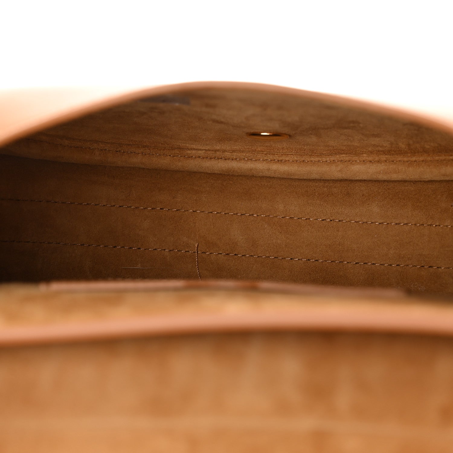 Box Calfskin Medium Bobby Flap Camel