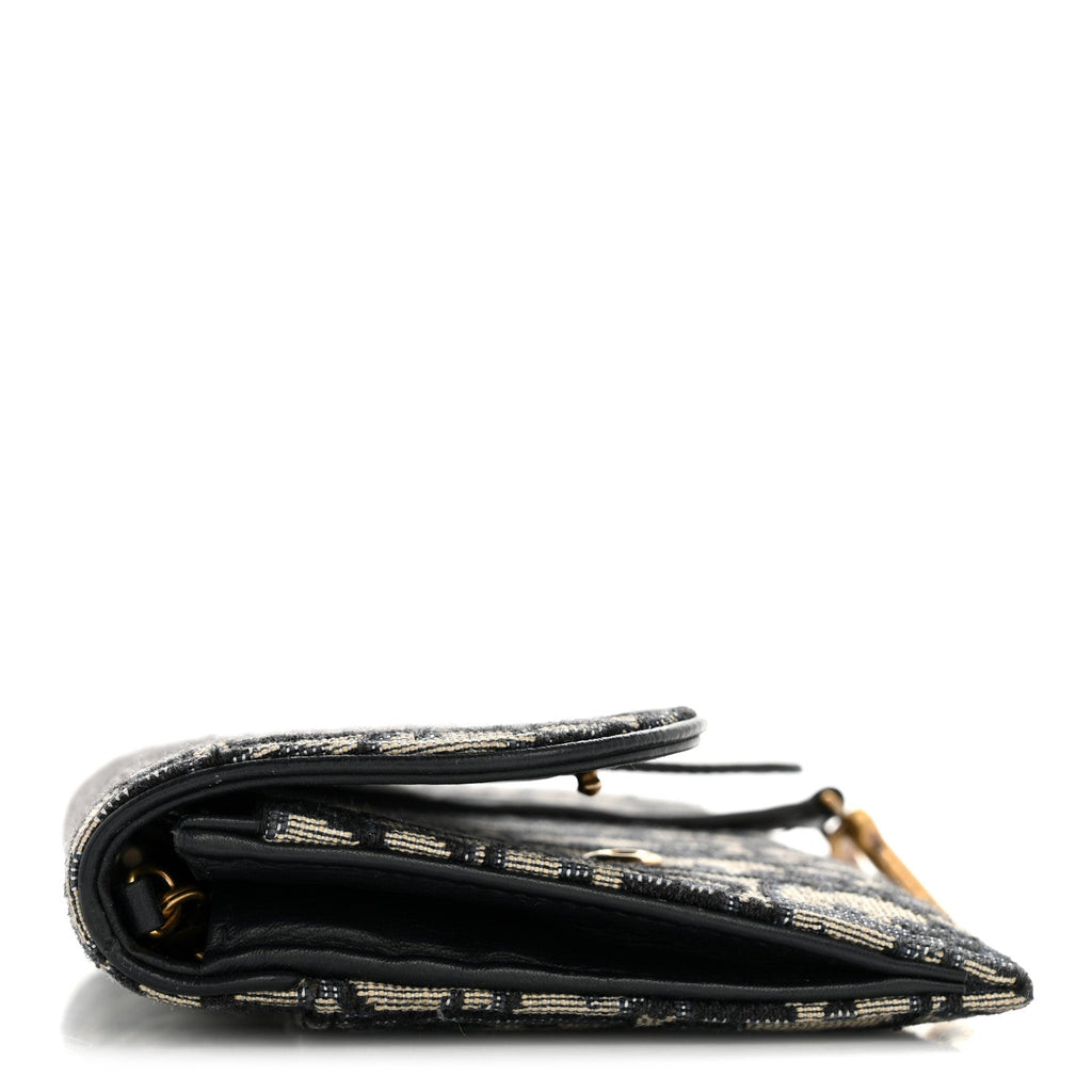 Oblique Saddle Chain Long Wallet Blue