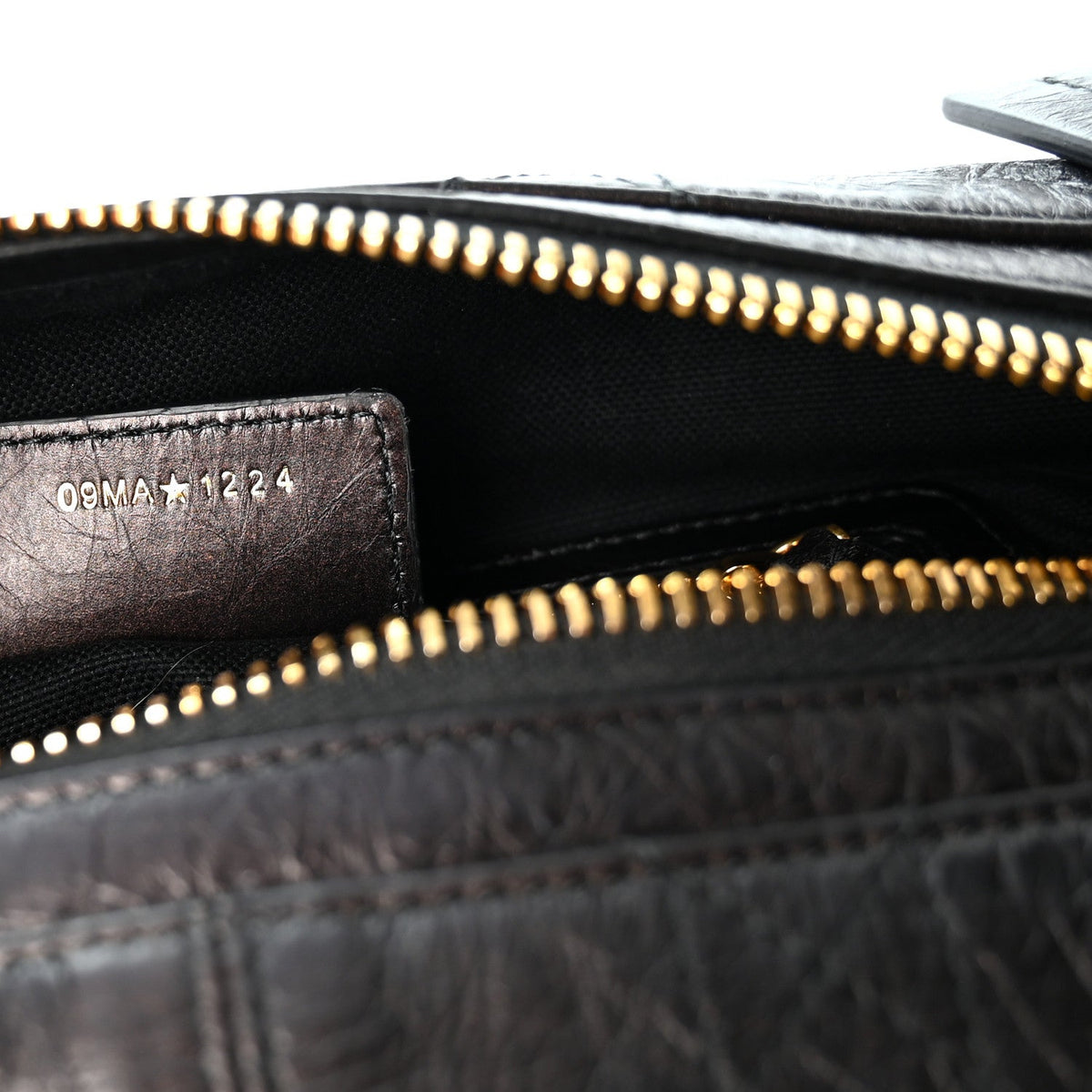 Crinkled Calfskin Macrocannage Small D-Journey Bag Black