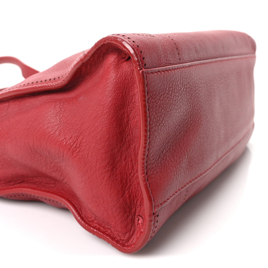 Veau Soyeux Perforated Blackout Hardware S City Rouge Groseille