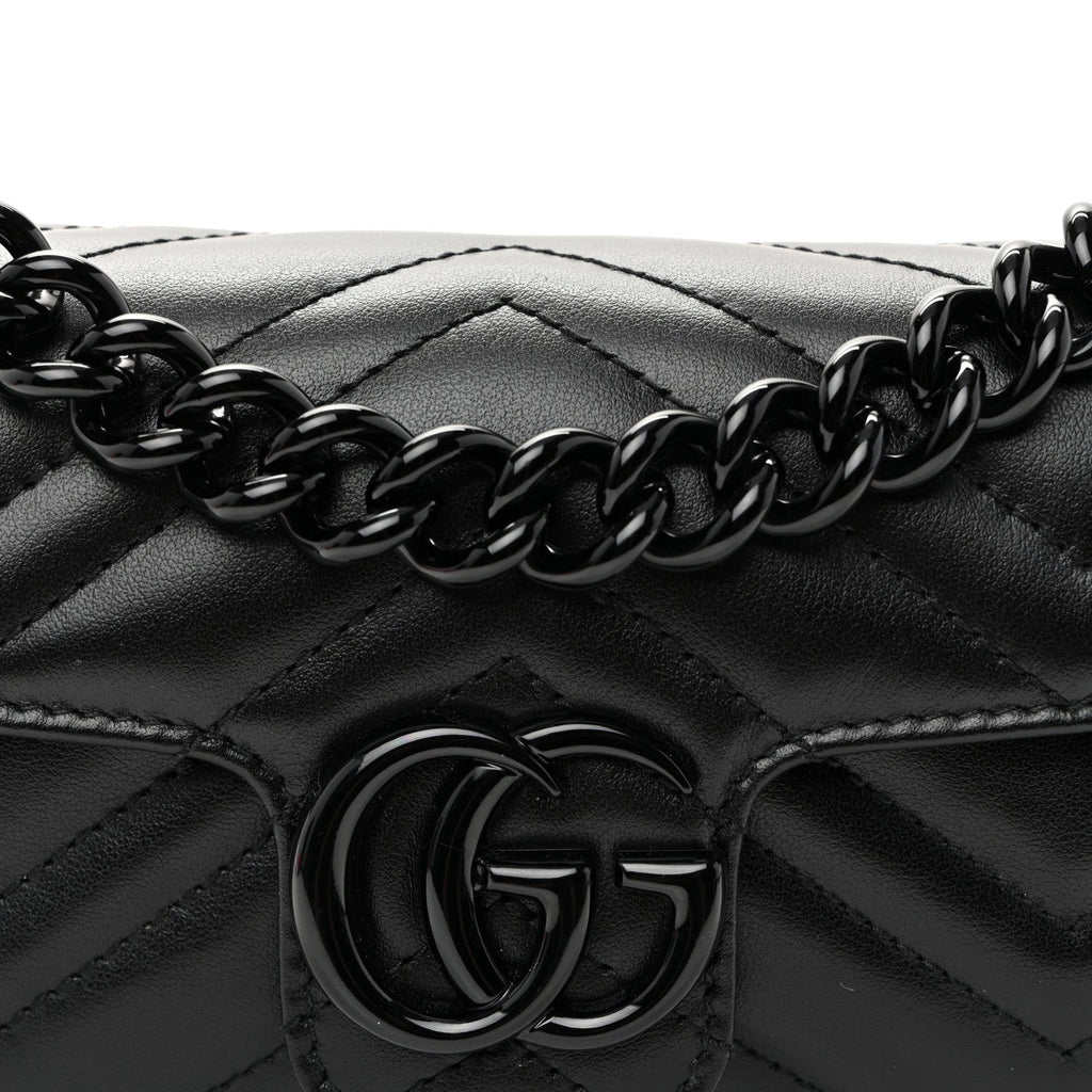 Calfskin Matelasse Monochrome GG Marmont Chain Belt Bag Black