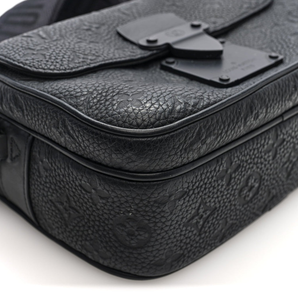 Taurillon Monogram S Lock Messenger Black
