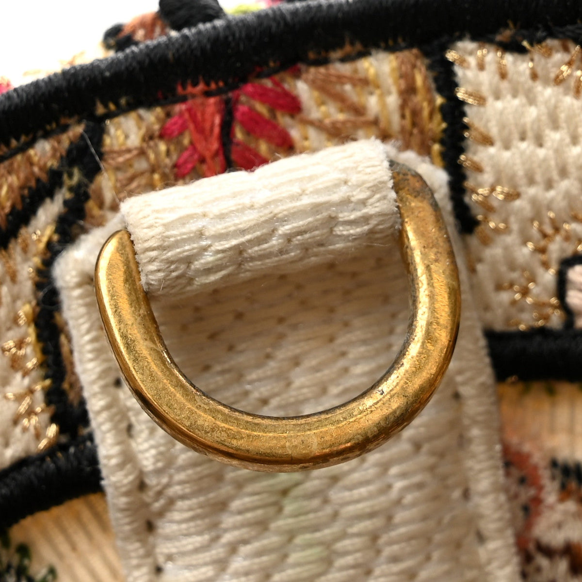 Canvas Embroidered Floral Panier Chapeau Tote White Multicolor