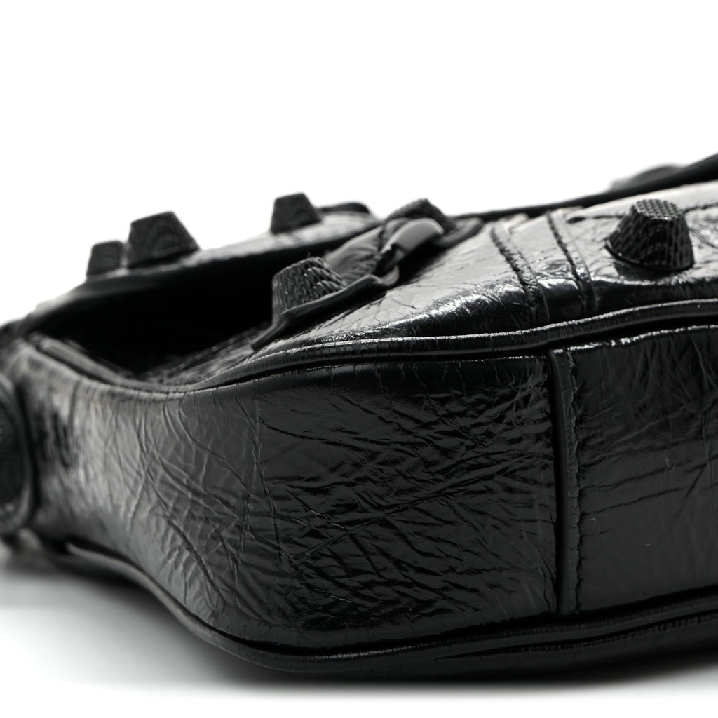 Agneau Arena Monochrome Small Le Cagole Sling Bag Black