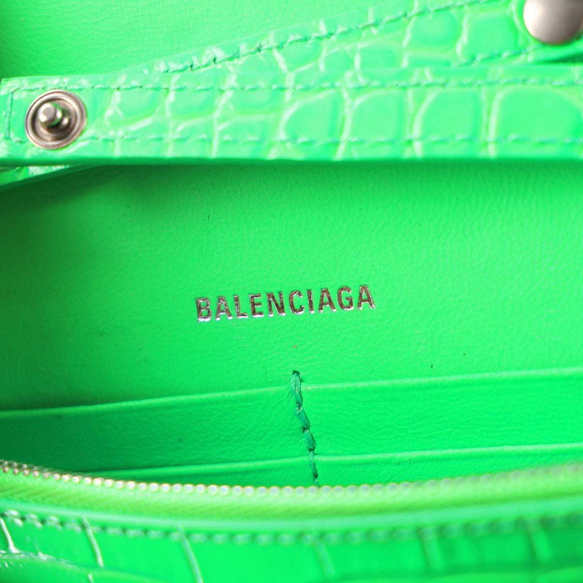 Shiny Calfskin Strass Crocodile Embossed Hourglass Chain Bag Fluo Green