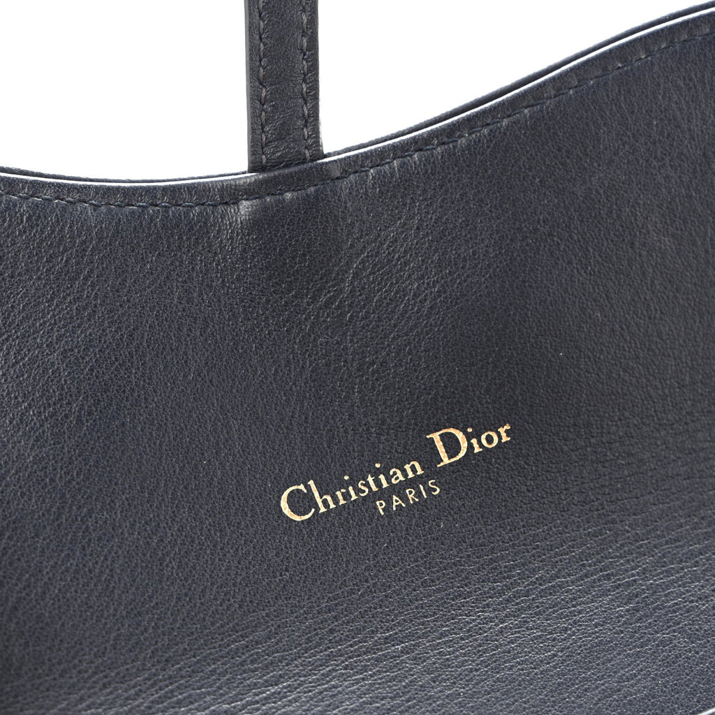 Oblique Saddle Chain Long Wallet Blue