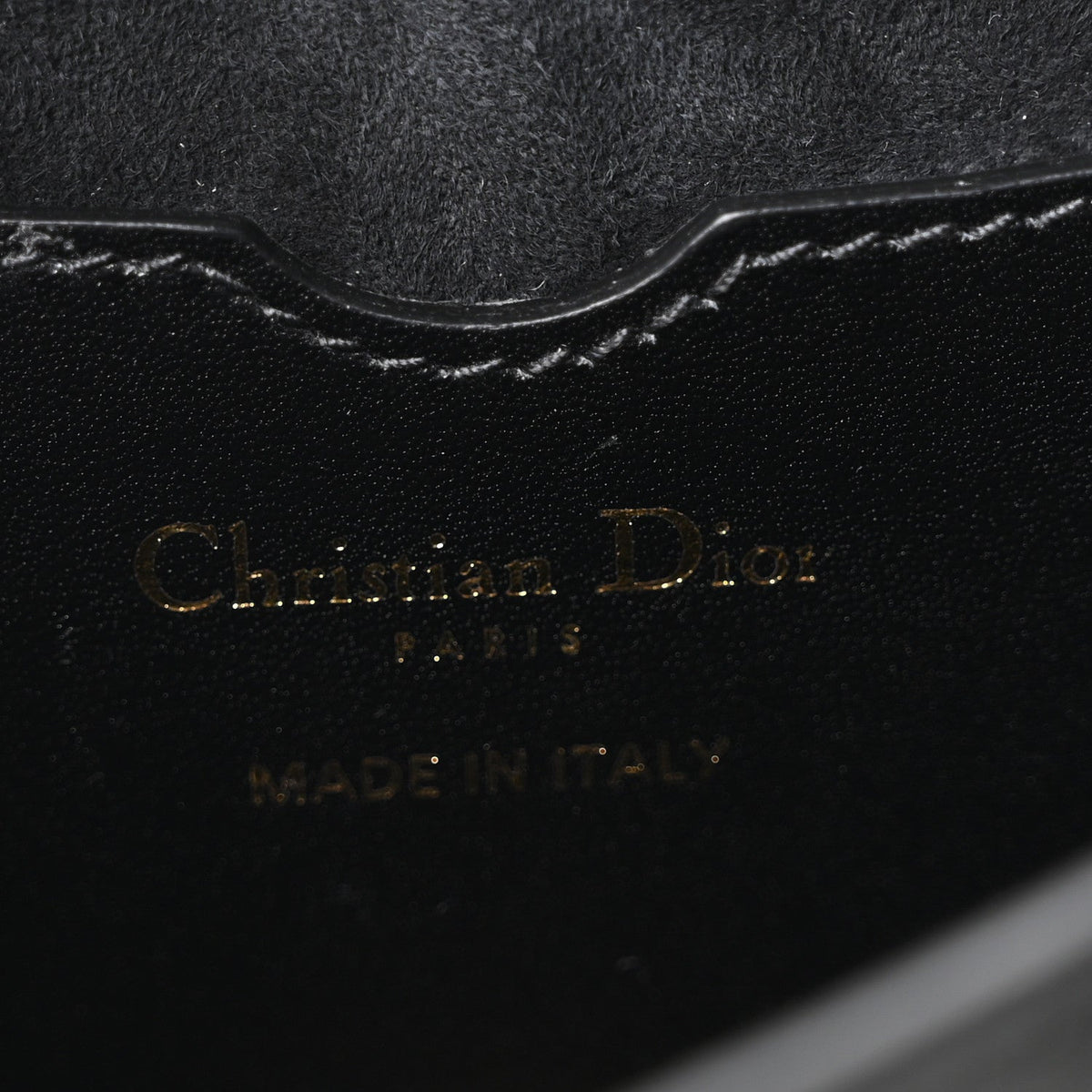 Box Calfskin Medium Bobby Flap Black