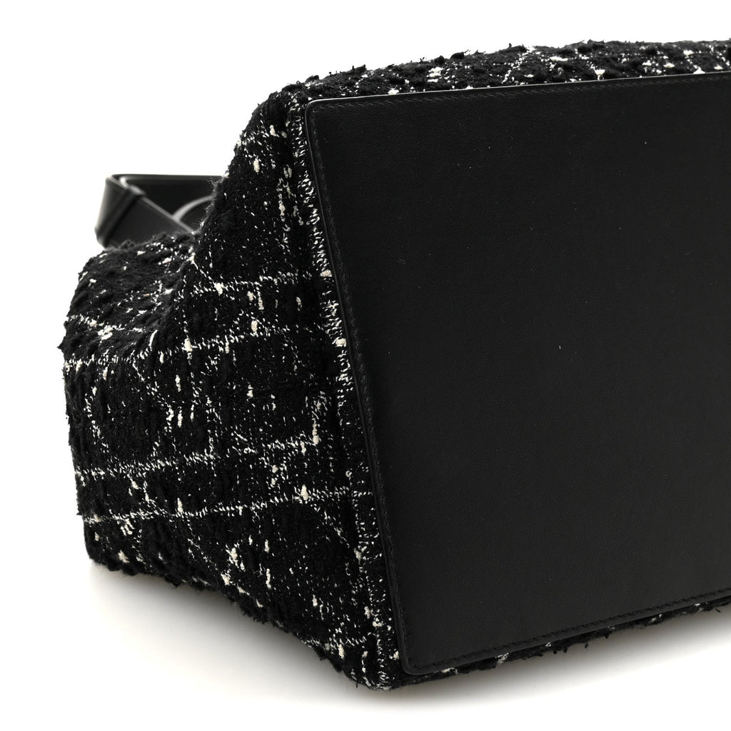 Calfskin Tweed Cannage Medium Toujours Black White