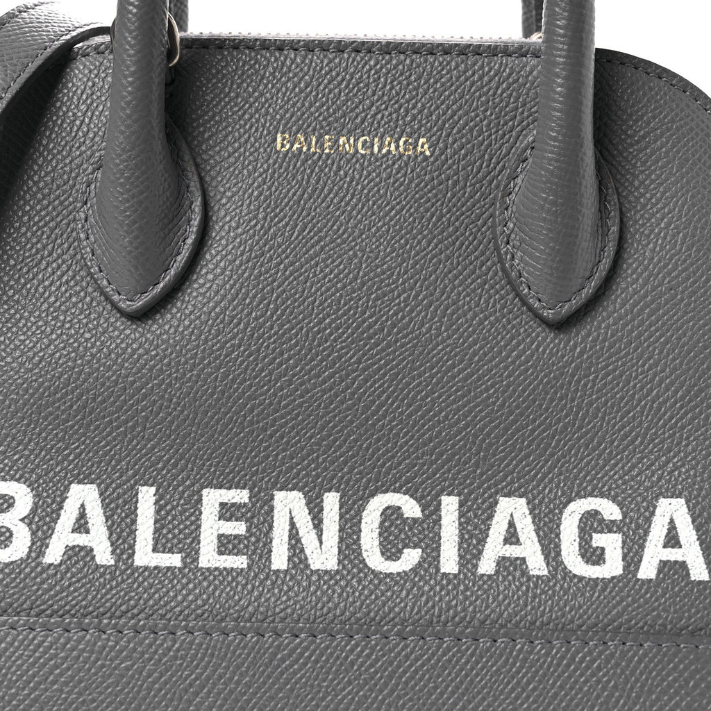 Signature Grained Calfskin Logo XXS Ville Top Handle Bag Gris Perle Fonce White