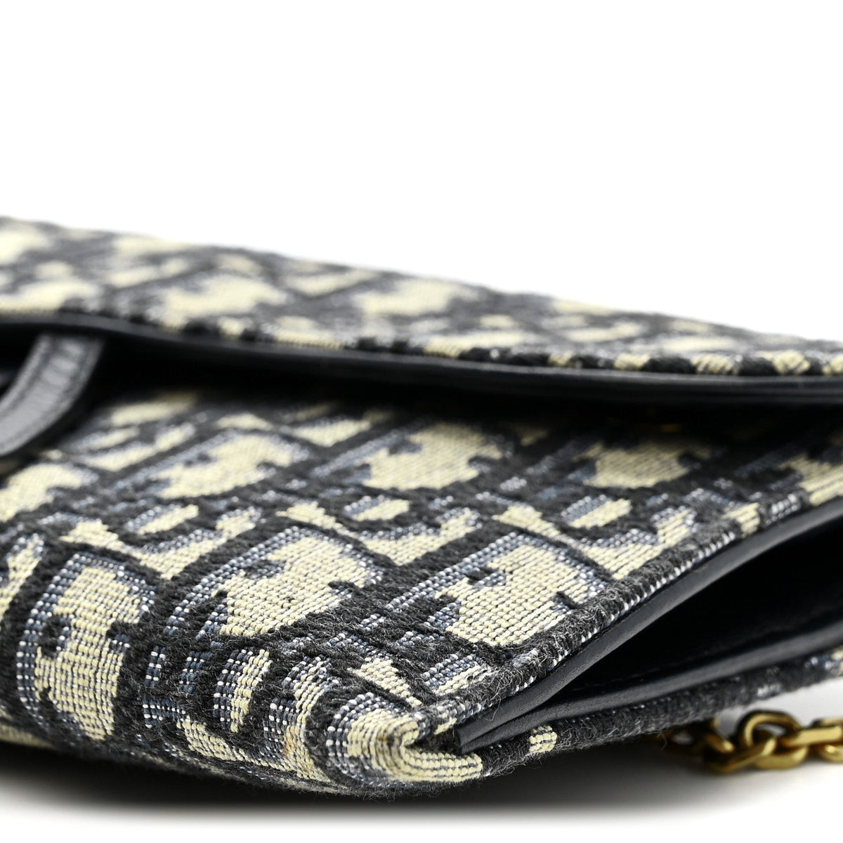 Oblique Saddle Chain Long Wallet Blue
