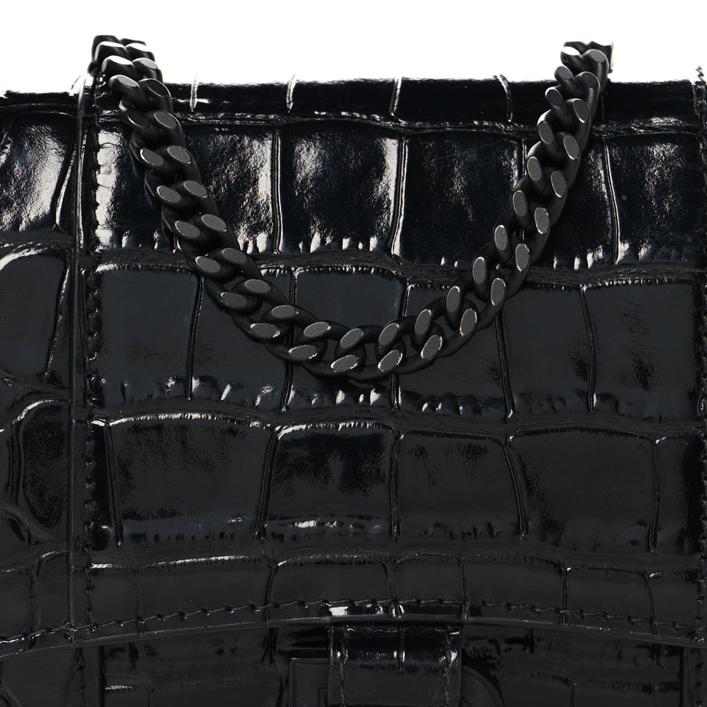 Shiny Calfskin Monochrome Crocodile Embossed Hourglass Chain Bag Black