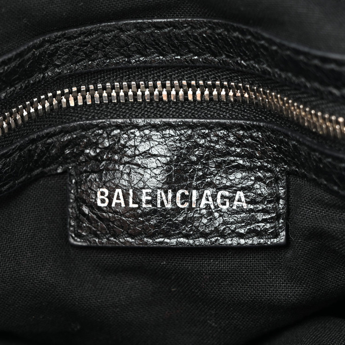 Agneau Arena Small Le Cagole Bucket Bag  Black