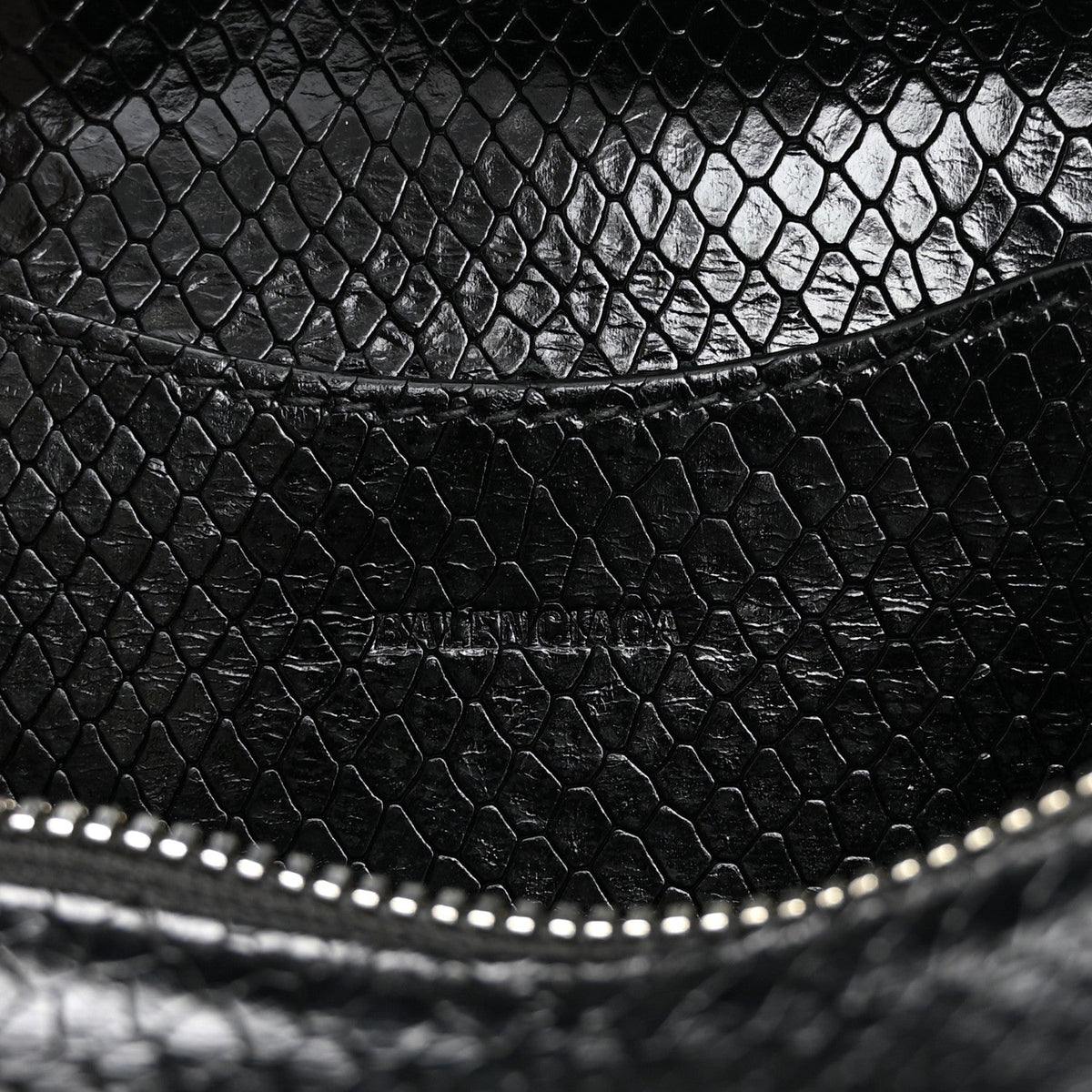 Grained Calfskin Snake Effect Silver Hardware Neo Classic Mini City Black