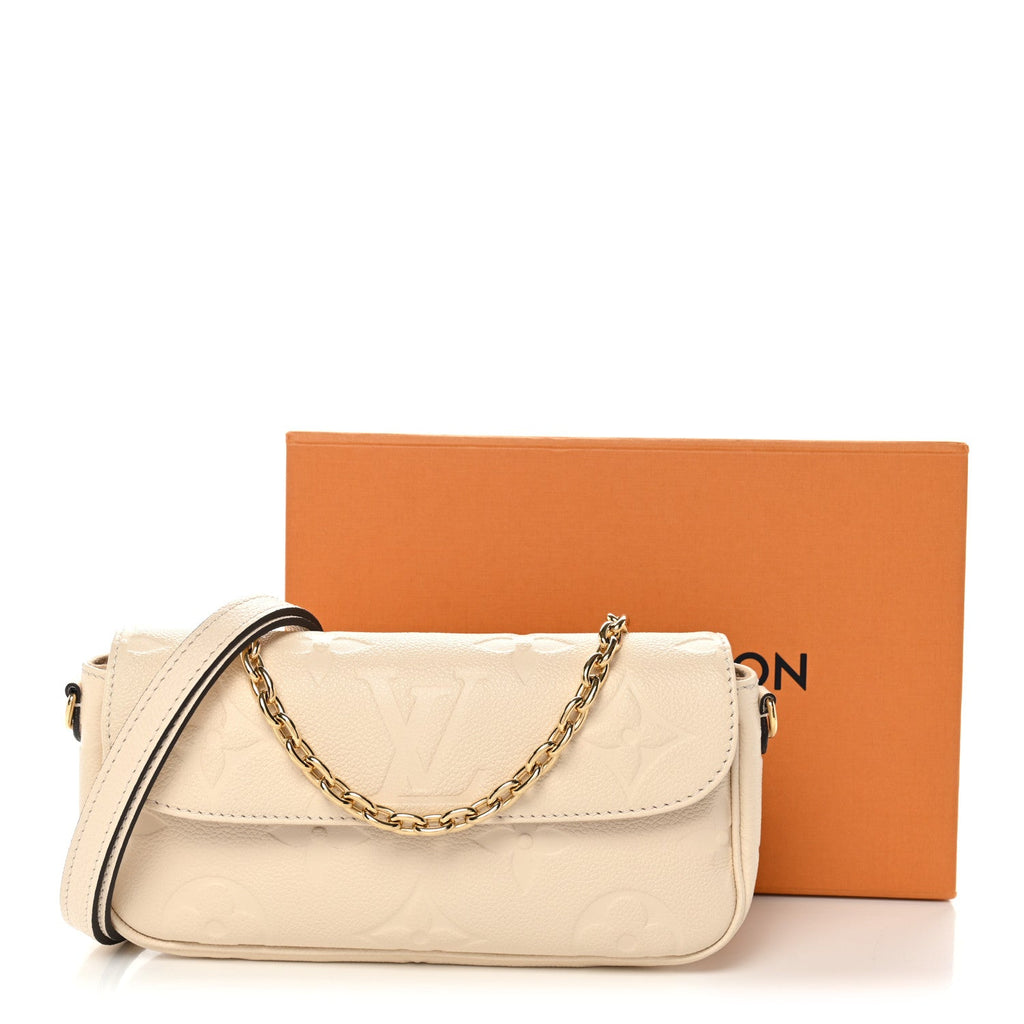 Empreinte Monogram Giant Ivy Wallet On Chain Cream
