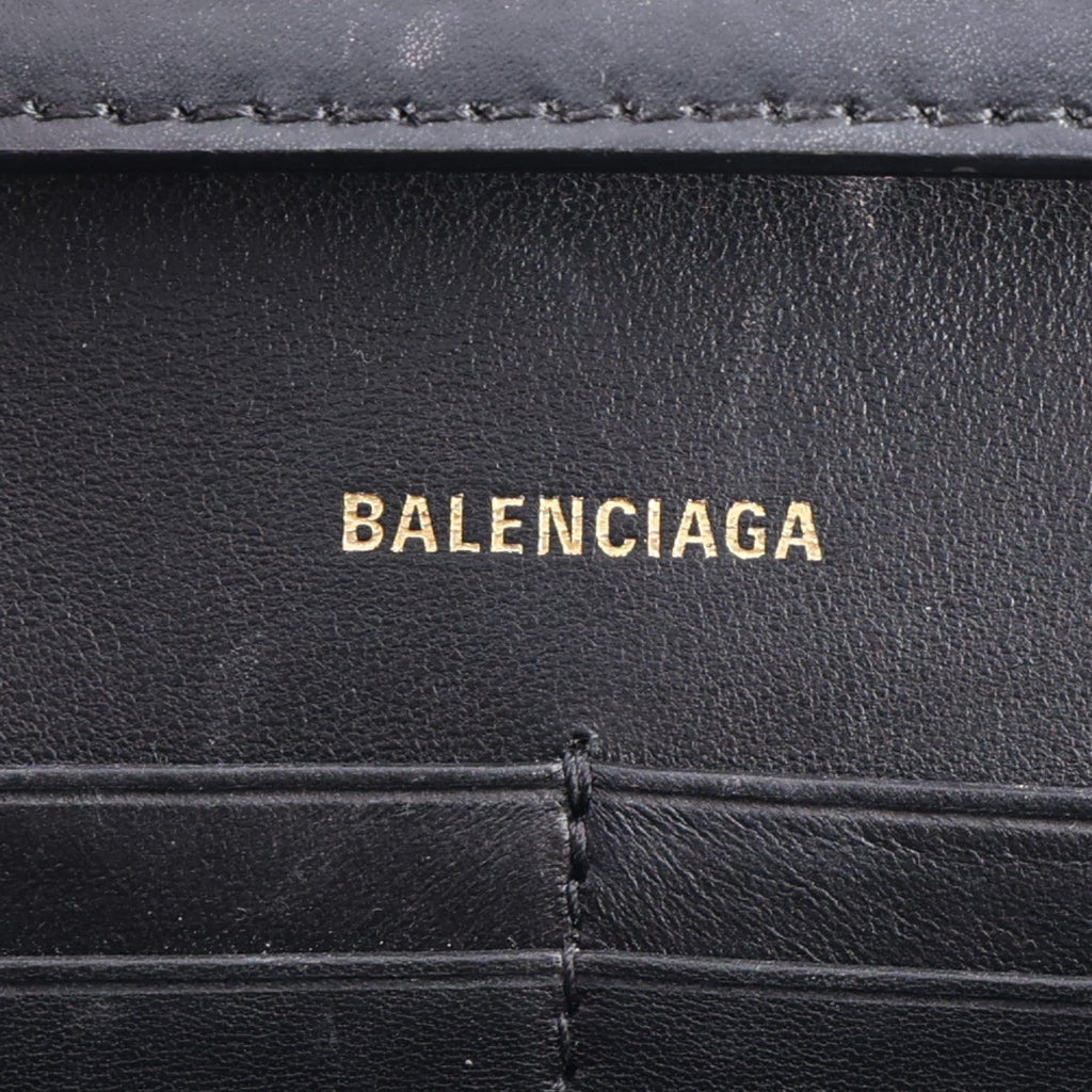 Shiny Box Calfskin Hourglass Chain Bag Black