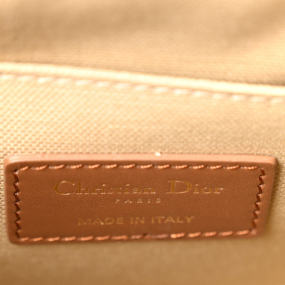 Wicker Calfskin Medium Bobby Flap Golden Saddle